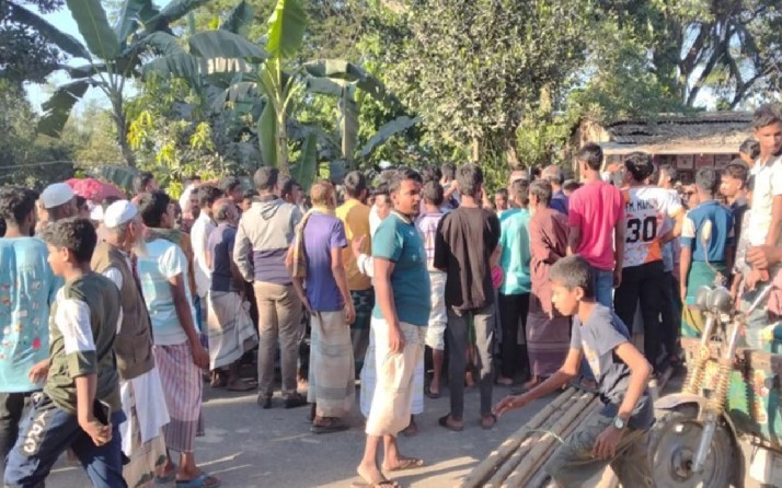 ময়মনসিংহে গাড়ির ধাক্কায় এক শিশুর মৃত্যু, ক্ষুব্ধ জনতার সড়ক অবরোধ